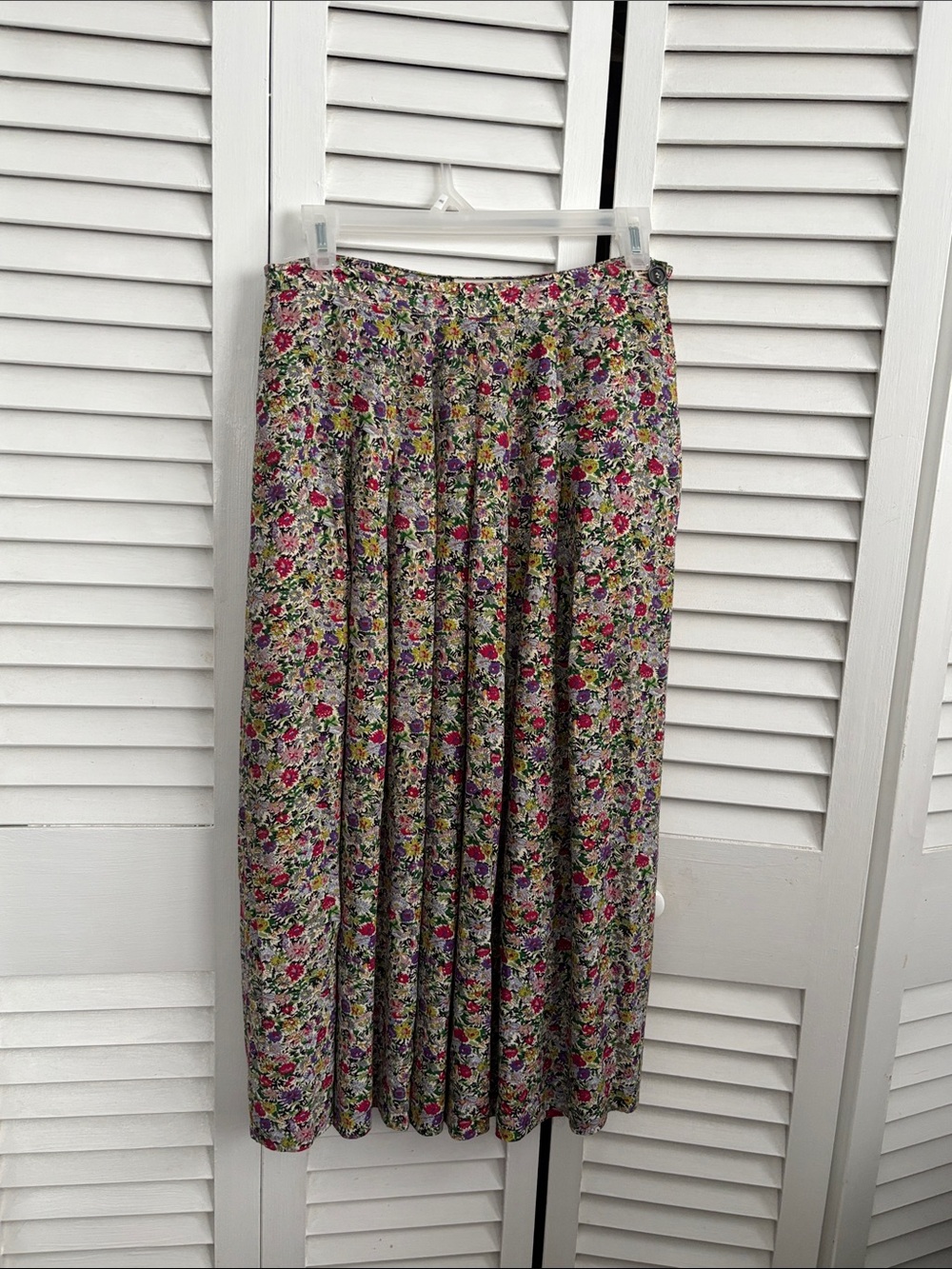 Floral Midi Skirt with Pink & Green Print Liz Claiborne size 10P
